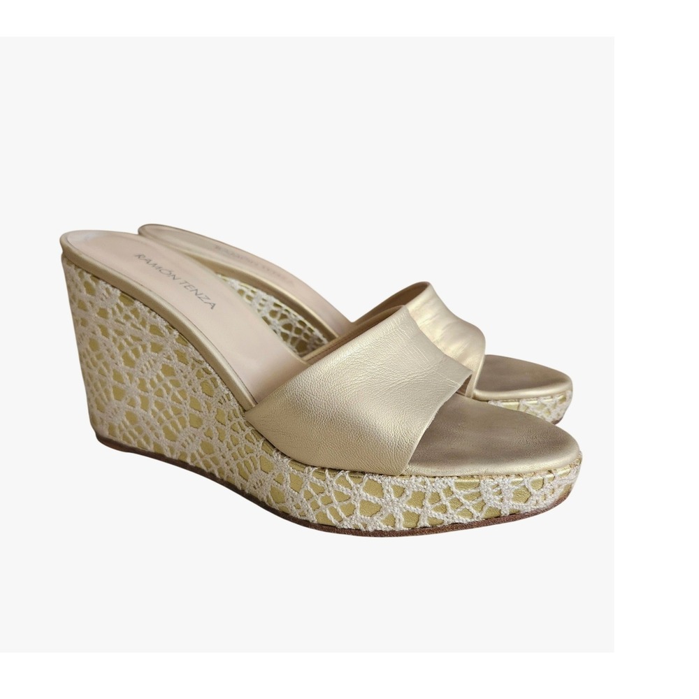 Ramon Tenza Wedge Sandals‎ Womens 6 Gold Metallic Lace Platform Slide Spain Euro